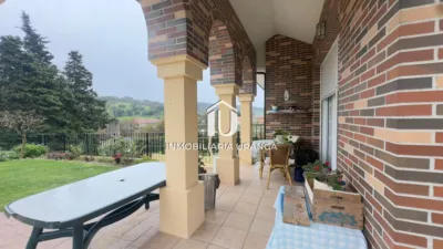 Chalet in Bárcena de Cicero photo 5