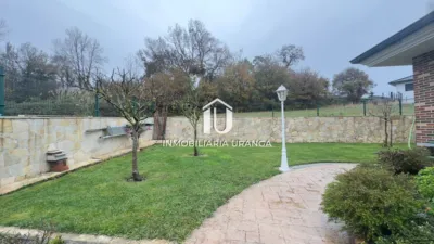 Chalet in Bárcena de Cicero photo 9