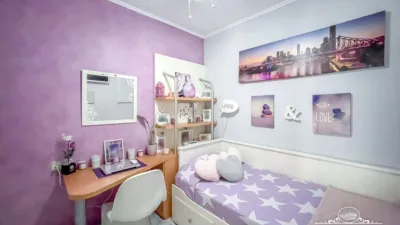 Terraced house in Casc Antic photo 17