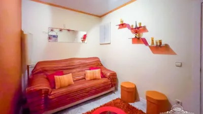 Terraced house in Casc Antic photo 29