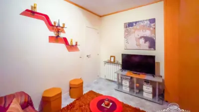 Terraced house in Casc Antic photo 30