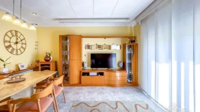 Terraced house in Casc Antic photo 2