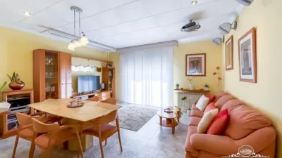 Terraced house in Casc Antic photo 5