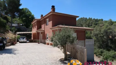 Chalet en Cervelló photo 2