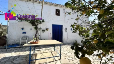 Finca rústica en alquiler en Cantoria, Cantoria de 500 €<span>/mes</span>