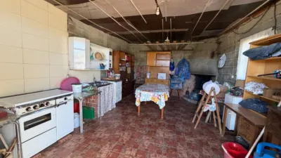 Rustic farm in Malpartida de Plasencia photo 18