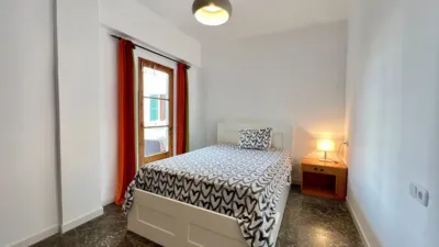 Apartment on Compte Sellent Street, No. 18 photo 11