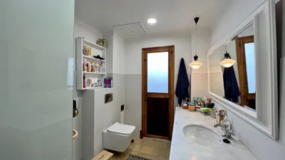 Apartment on Compte Sellent Street, No. 18 photo 15