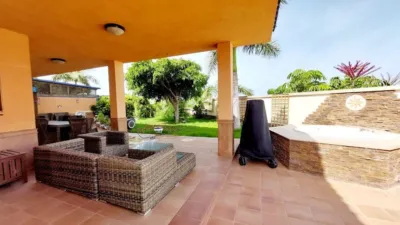 Chalet en Puerto Santiago-Los Gigantes photo 2