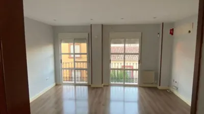 Apartment in Guarromán photo 2