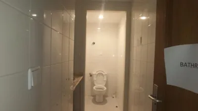 Local comercial en venta en Os Castros-Castrillón-Monelos - Més