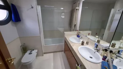 Townhouse in Vallirana photo 28