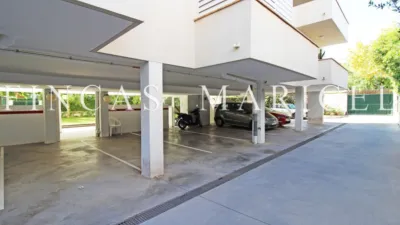 Apartment in Can Girona-Terramar-Vinyet photo 16