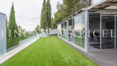 Chalet in Can Girona-Terramar-Vinyet photo 30