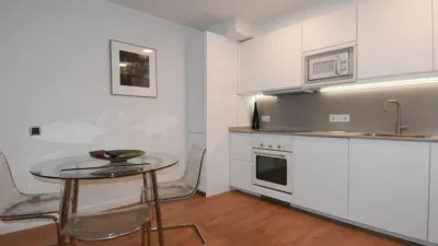 Piso en alquiler en Migdia Casernes, Migdia Casernes (Girona Capital) de 1.500 €<span>/mes</span>