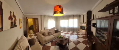 Terraced house in Viana de Cega photo 3