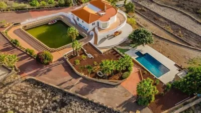 Casa en venta en Calle C- Camino La Hoya, Número 1, Área de Anaga (Santa Cruz de Tenerife Capital) de 1.680.000 €