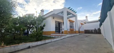 Chalet in Nuevo Portil photo 3