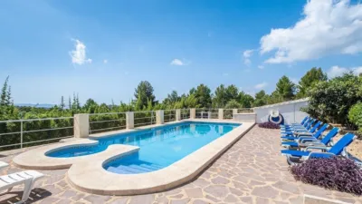 Chalet in Cotelles photo 2