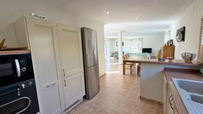Chalet on Calle Tormos, No. 4 photo 11