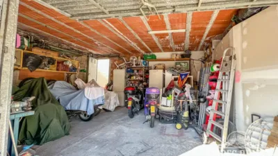 Chalet in Urbanitzacions del Nord photo 36