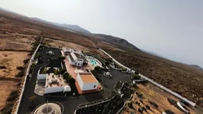 Chalet in Casillas de Morales photo 9