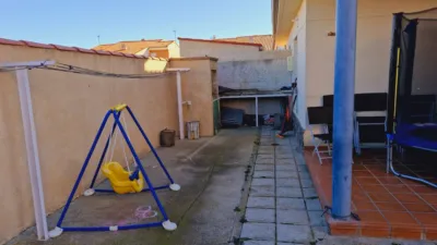 Chalet en venta en Morales del Vino, Morales del Vino de 190.000 €