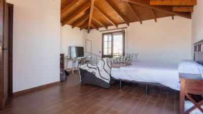 Villa in El Matorral photo 30