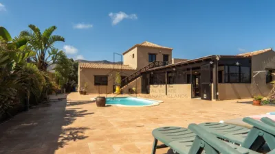 Villa in El Matorral photo 39