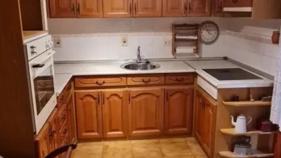 Chalet en venta en Utebo, Utebo de 290.000 €