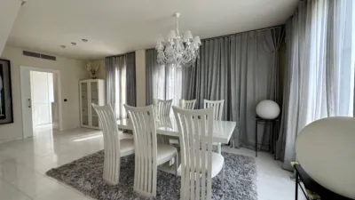 Chalet en Urbanización Golf Bahía photo 14
