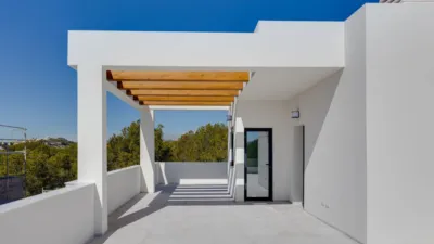 Chalet in Golf Bahía Urbanization photo 11