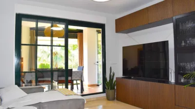 Apartment in Golf Bahía Urbanization photo 5
