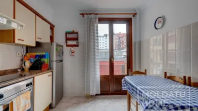 Piso en venta en Anaka-San Miguel-El Pinar, Anaka-San Miguel-El Pinar (Irun) de 220.900 €