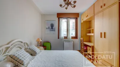 Piso en venta en Anaka-San Miguel-El Pinar, Anaka-San Miguel-El Pinar (Irun) de 220.900 €