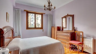 Piso en venta en Anaka-San Miguel-El Pinar, Anaka-San Miguel-El Pinar (Irun) de 220.900 €