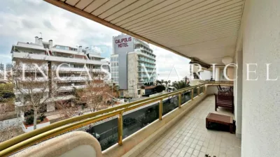 Apartment in Can Girona-Terramar-Vinyet photo 11