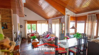 Chalet in La Sagrera photo 24