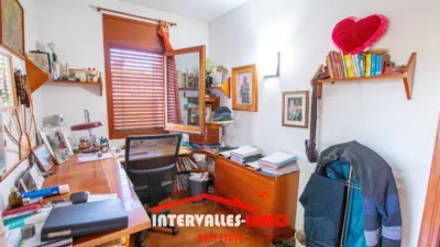 Chalet in La Sagrera photo 32