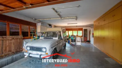 Chalet in La Sagrera photo 49