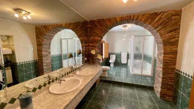 Chalet in Plasencia photo 18