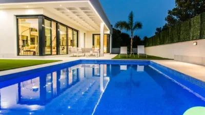 Casa en Urbanización Golf Bahía photo 2