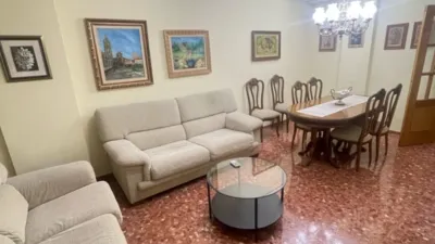 Piso en alquiler en Mislata, Zona Plaça País Valencià-Plaça Major (Mislata) de 1.000 €<span>/mes</span>