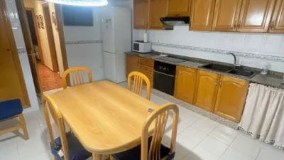 Piso en alquiler en Mislata, Zona Plaça País Valencià-Plaça Major (Mislata) de 1.000 €<span>/mes</span>