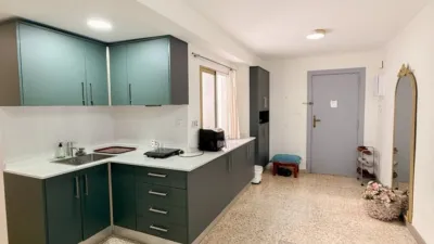 Flat on Avinguda del Cid, 94 photo 17