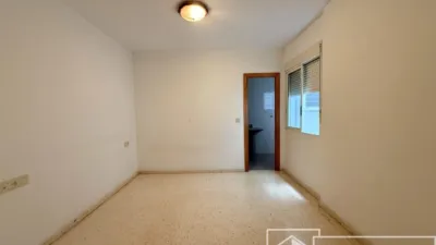 Flat in Riba-Roja photo 3