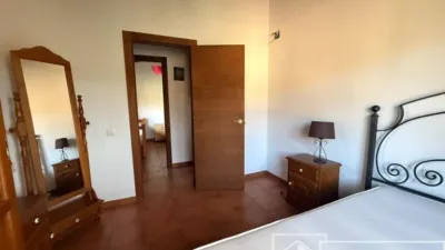 Chalet in Pedralba photo 13