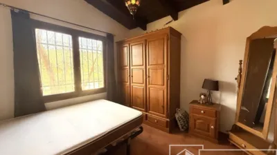 Chalet in Pedralba photo 12