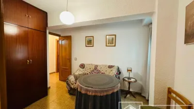 Apartment in Mislata photo 2