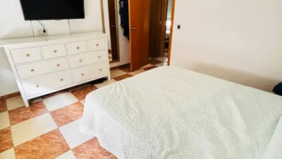 Apartment in Mislata photo 14